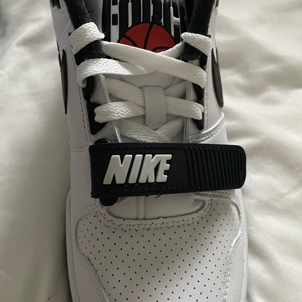 Billie Eilish X air alpha force 88 SP White black size 7